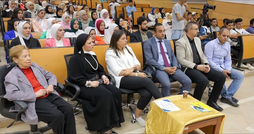 كلية الإعلام بجامعة النهضة تكرم الكاتب الدكتور محمد ثروت (4)