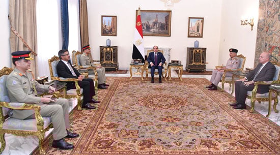 خلال اللقاء خلال اللقاء