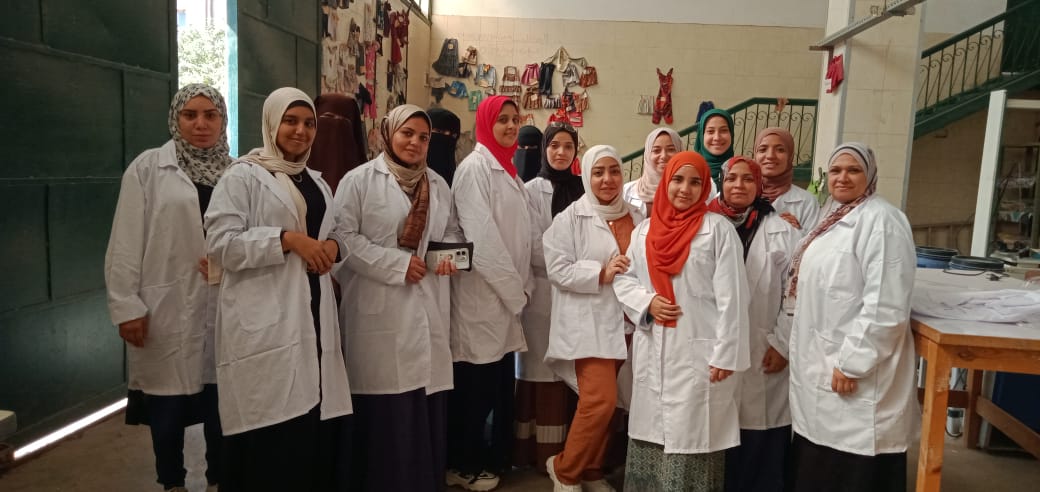 دفعة من المتدربات دفعة من المتدربات