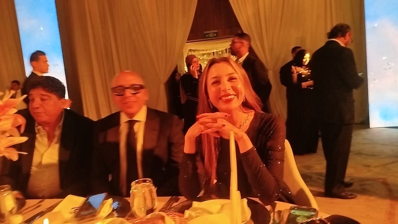 هاني رمزي ومحسن جابر وجنات فى حفل زفاف احمد جمال وفرح الموجي (6)