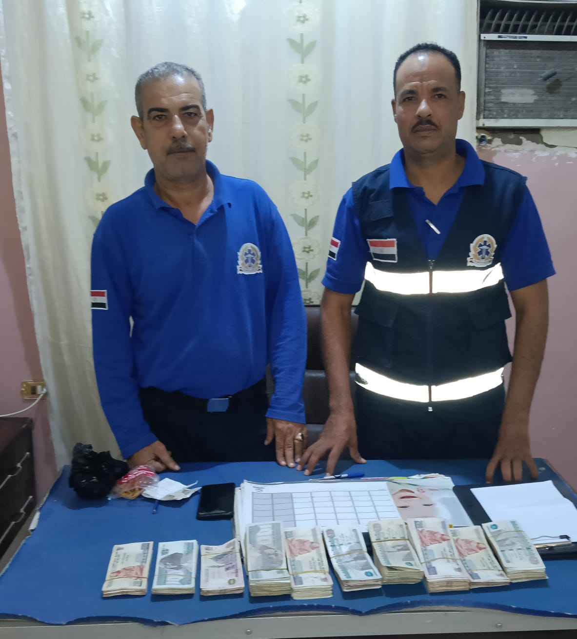 المسعف والسائق