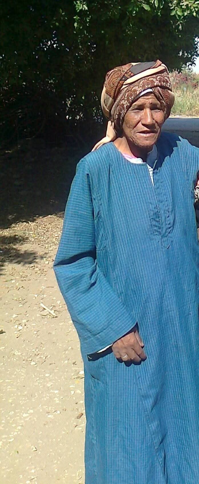 البعيرات تودع الحاج عطا أبورضية بعد 50 سنة عاشها مسحراتى وصوت عذب للبلده البعيرات تودع الحاج عطا أبورضية بعد 50 سنة عاشها مسحراتى وصوت عذب للبلده