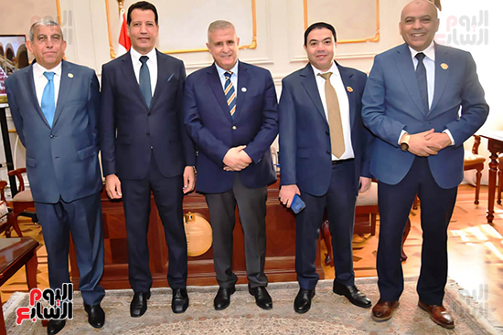 هيئة-مكتب-لجنه-حقوق-الإنسان2 هيئة-مكتب-لجنه-حقوق-الإنسان2