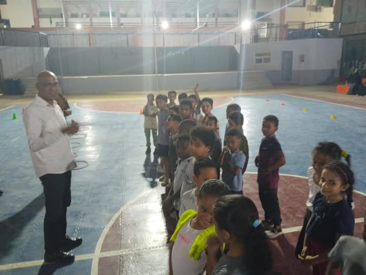 جانب من اللقاء جانب من اللقاء