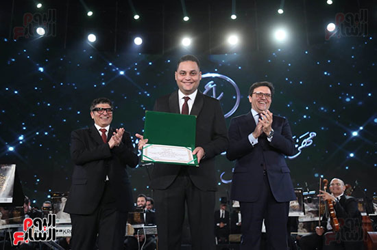 جوائز مهرجان الموسيقي العربية