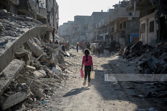 البحث عت مقومات للحياه فى جباليا