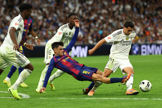 لقاء برشلونة وريال مدريد