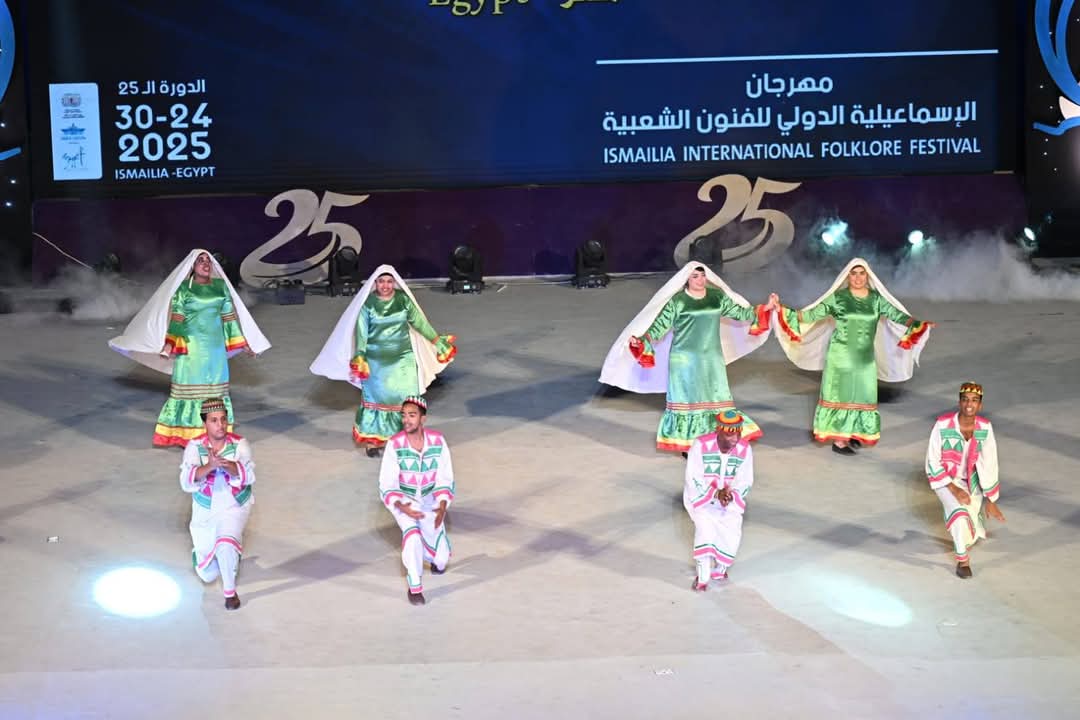 جانب من العرض جانب من العرض