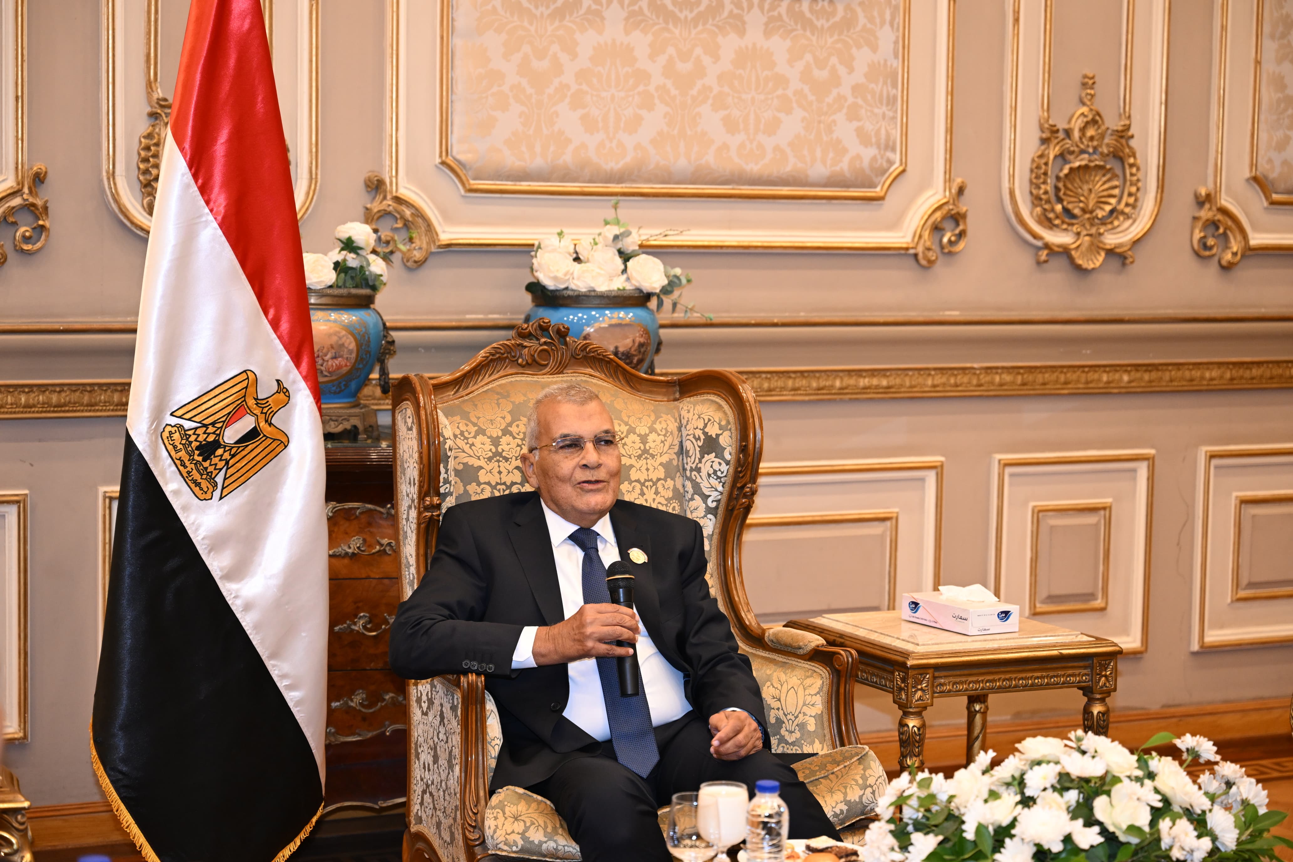 1c5aaee8-f9f8-432b-8572-4e8d23ee0412