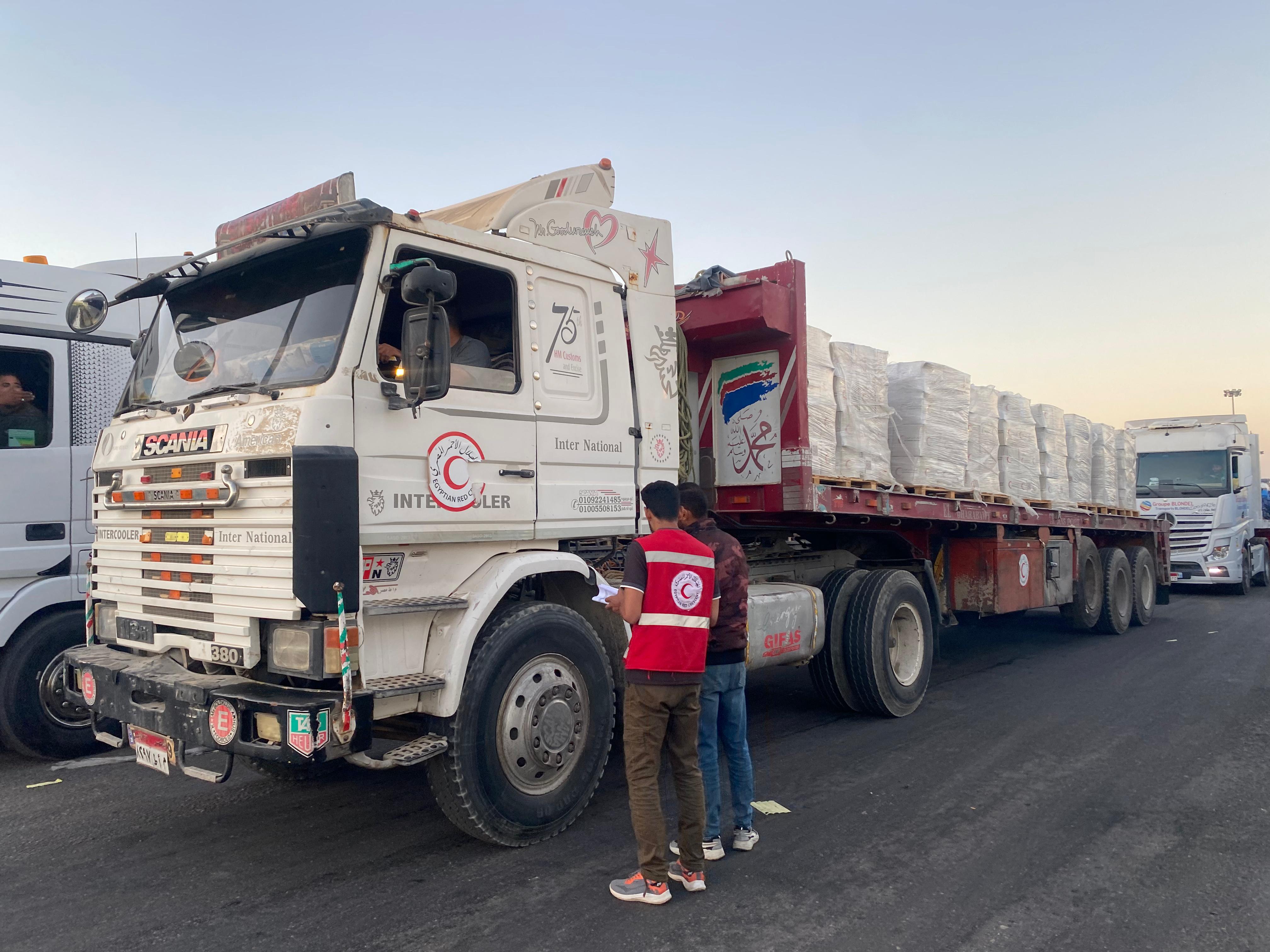 إطلاق قافلة زاد العزة الـ 59 إلى غزة