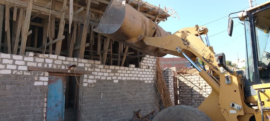 حملات إزالة التعديات على أراضي أملاك الدولة حملات إزالة التعديات على أراضي أملاك الدولة