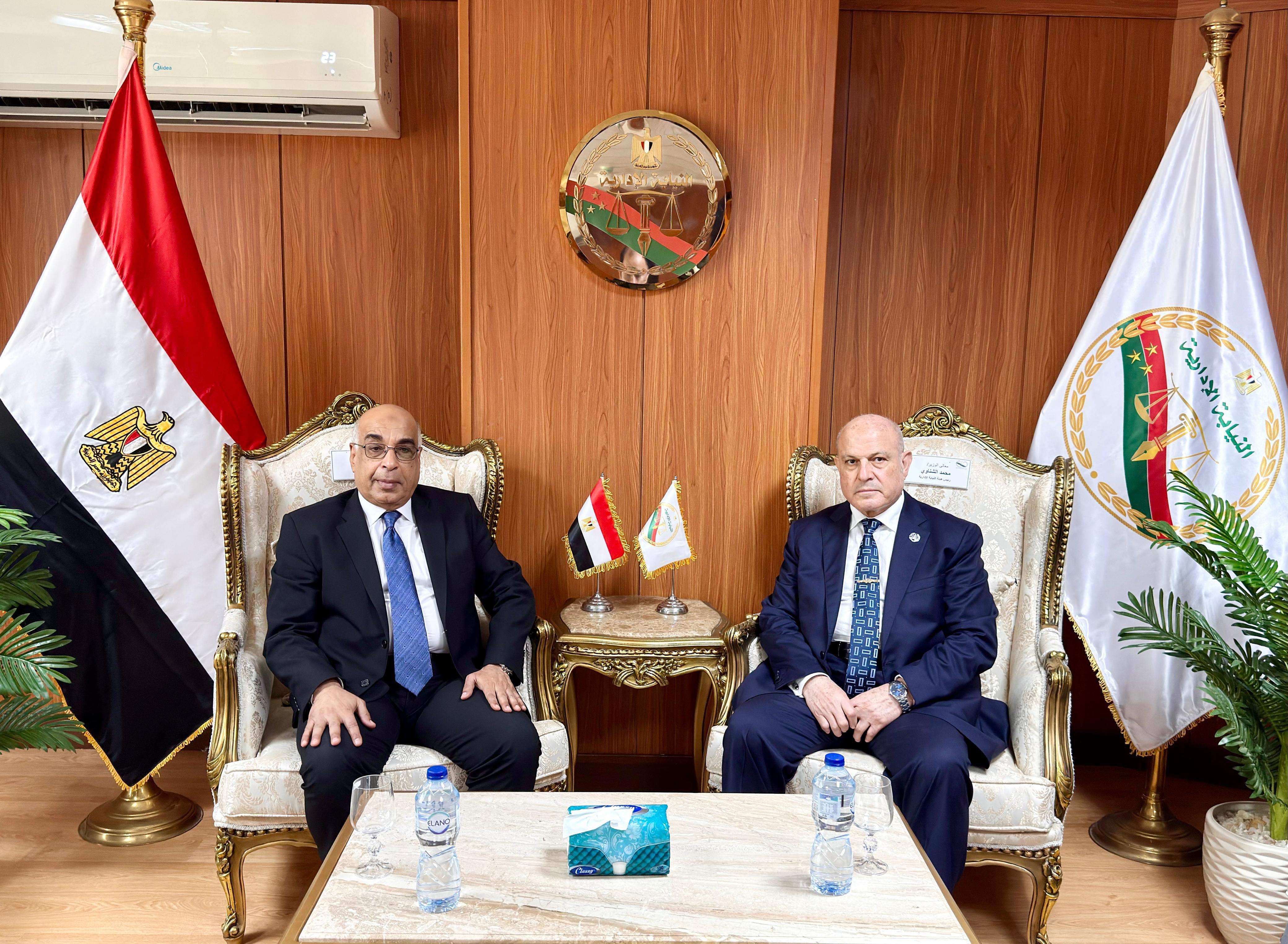 رئيس النيابة الإدارية يستقبل المستشار عدنان فنجري وزير العدل (2)