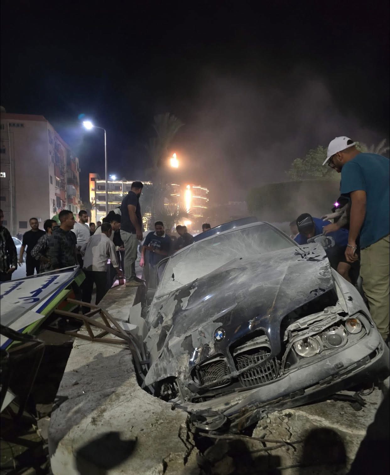 سيارة الفنان على رؤوف (3)