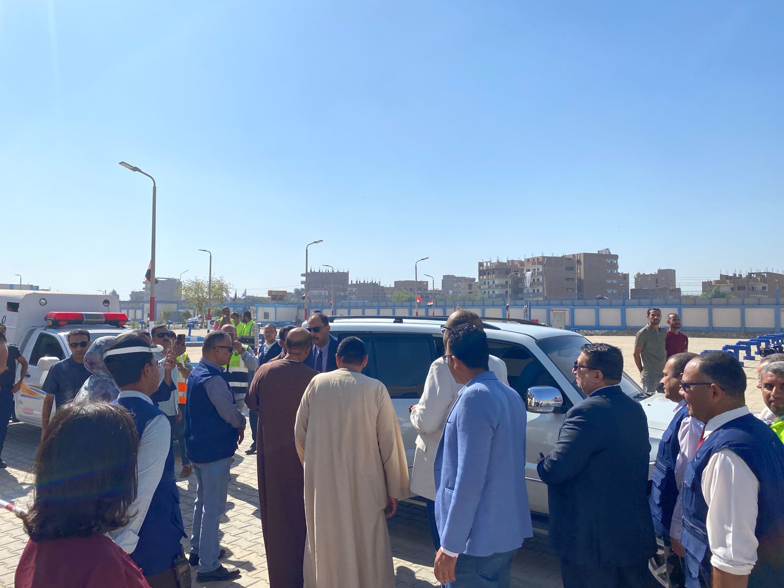 محافظ سوهاج وبدايه جولته بالمحطة محافظ سوهاج وبدايه جولته بالمحطة