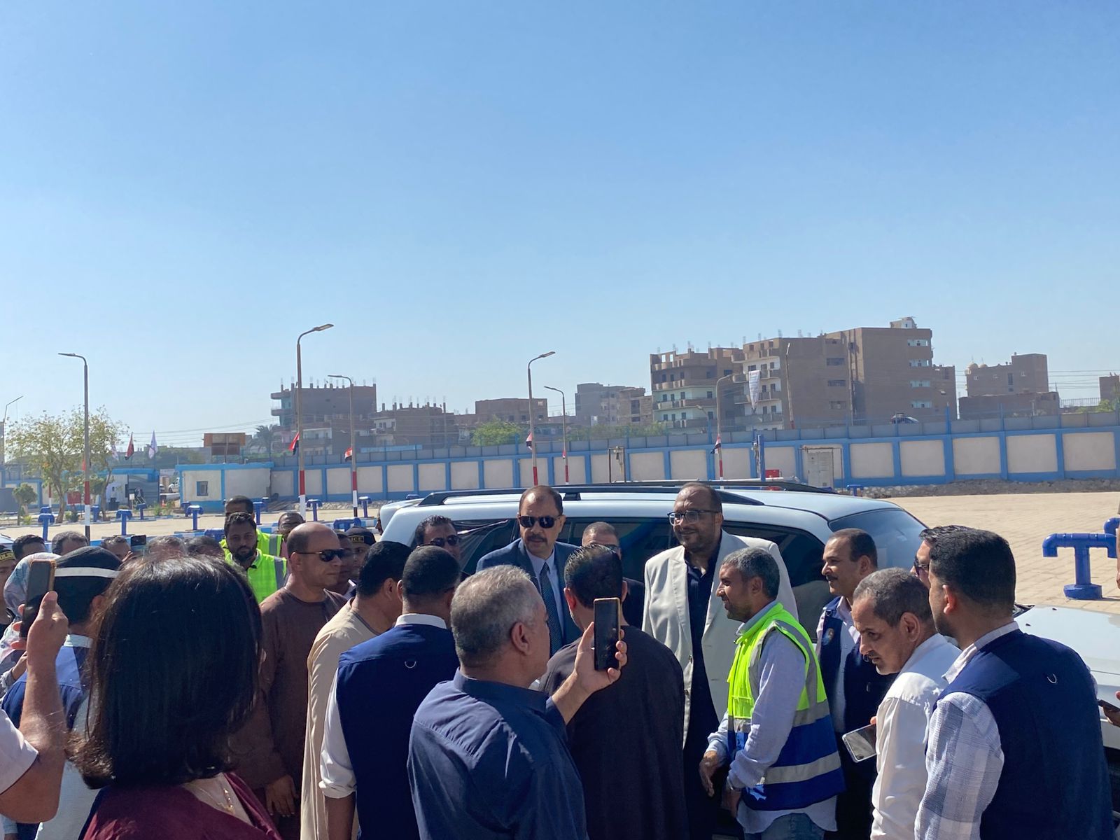 وصول المحافظ لمحطة طهطا وصول المحافظ لمحطة طهطا