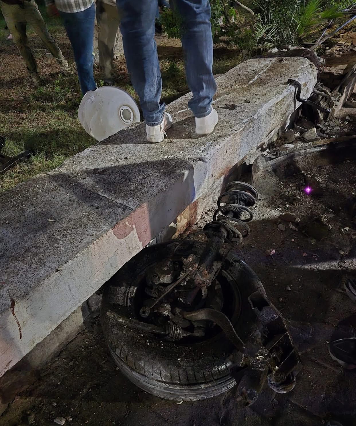 سيارة الفنان على رؤوف (2)