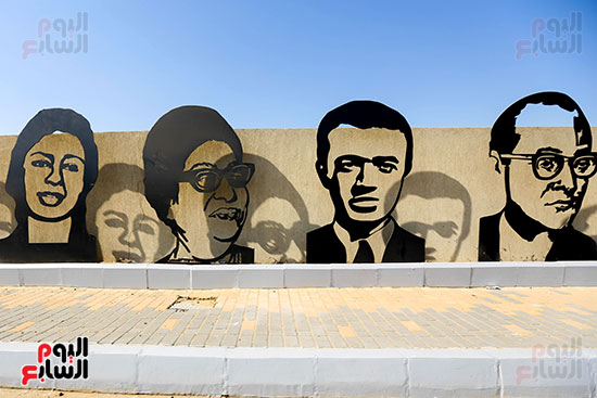 محيط المتحف المصري الكبير يتجمل استعدادا لافتتاحه