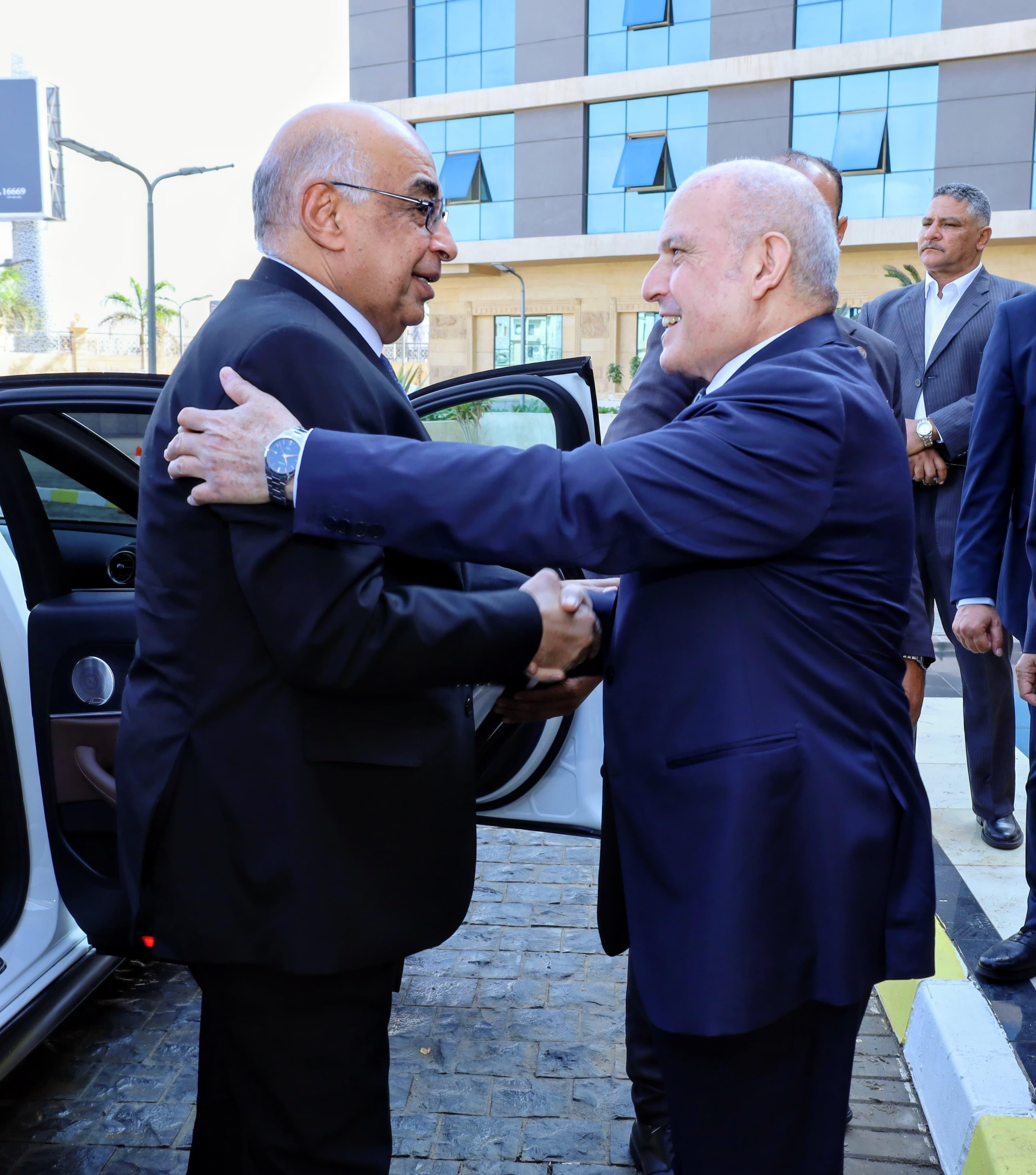 رئيس النيابة الإدارية يستقبل المستشار عدنان فنجري وزير العدل (4)