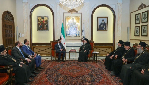 أحمد الشرع يزور الكنيسة