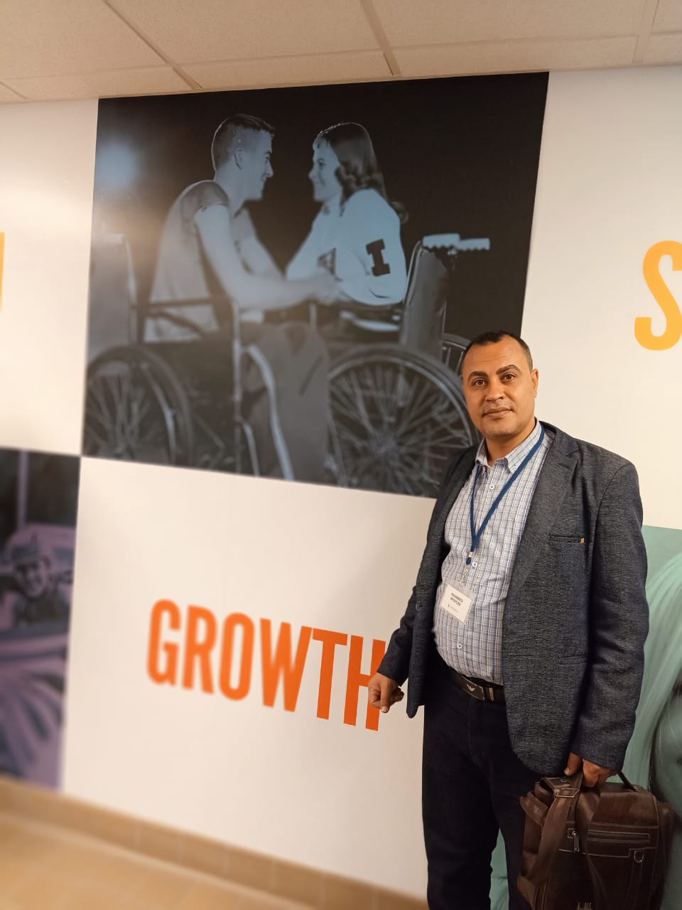 الدكتور محمد مريكب مدير المركز الدكتور محمد مريكب مدير المركز