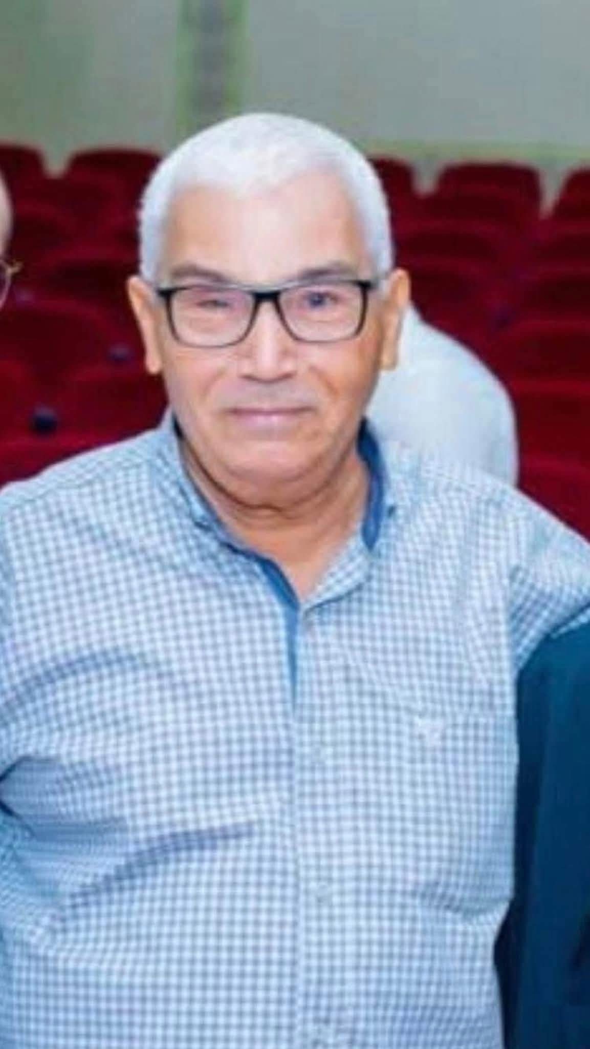 ضحية حادث تصادم سيارة ملاكي وتريلا ضحية حادث تصادم سيارة ملاكي وتريلا