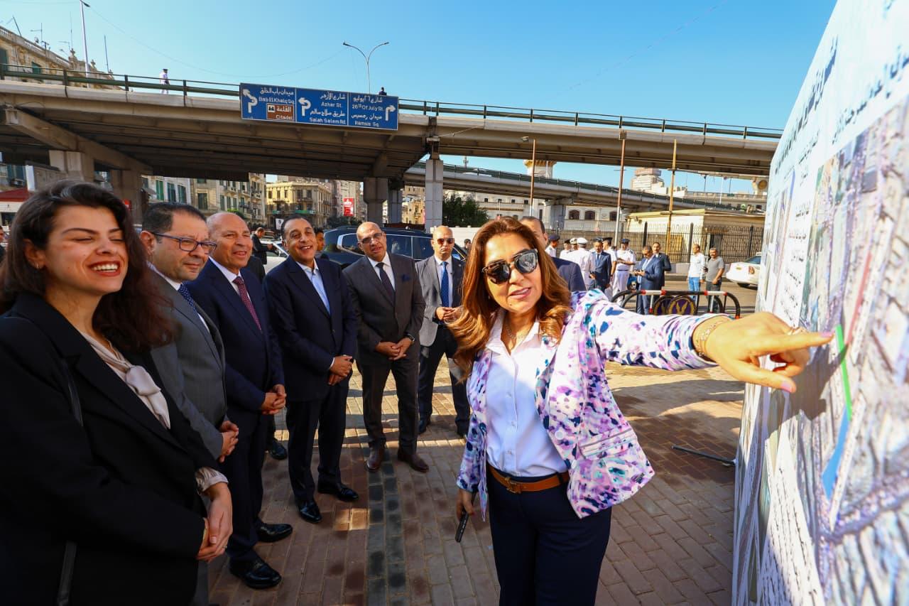 وزيرة التنمية المحلية تقدم شرحا تفصيليا للمشروع