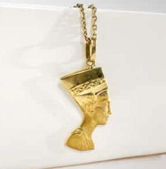 رأس نفرتيتي