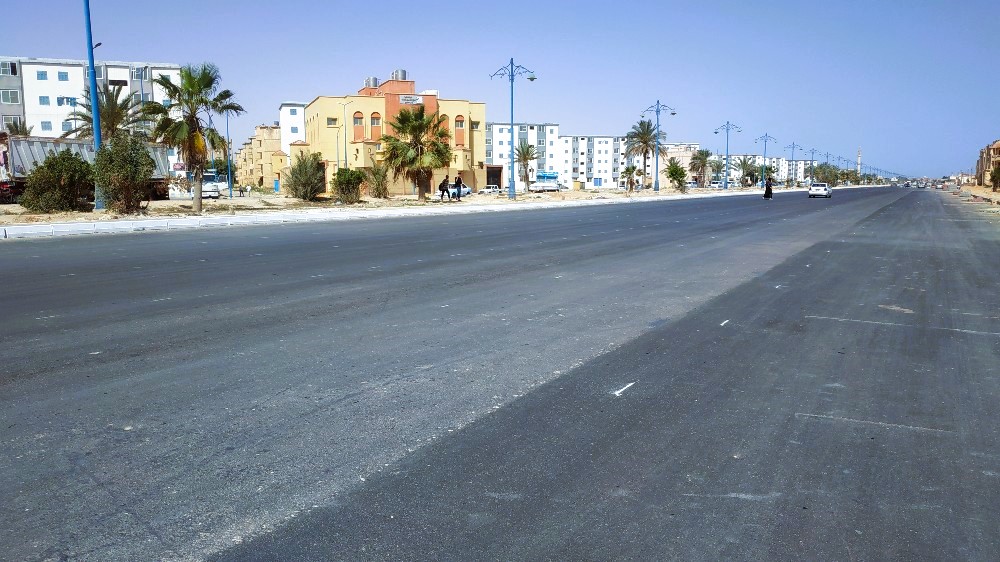 اعمال توسعة وتطوير طريق مدخل مطروح اعمال توسعة وتطوير طريق مدخل مطروح