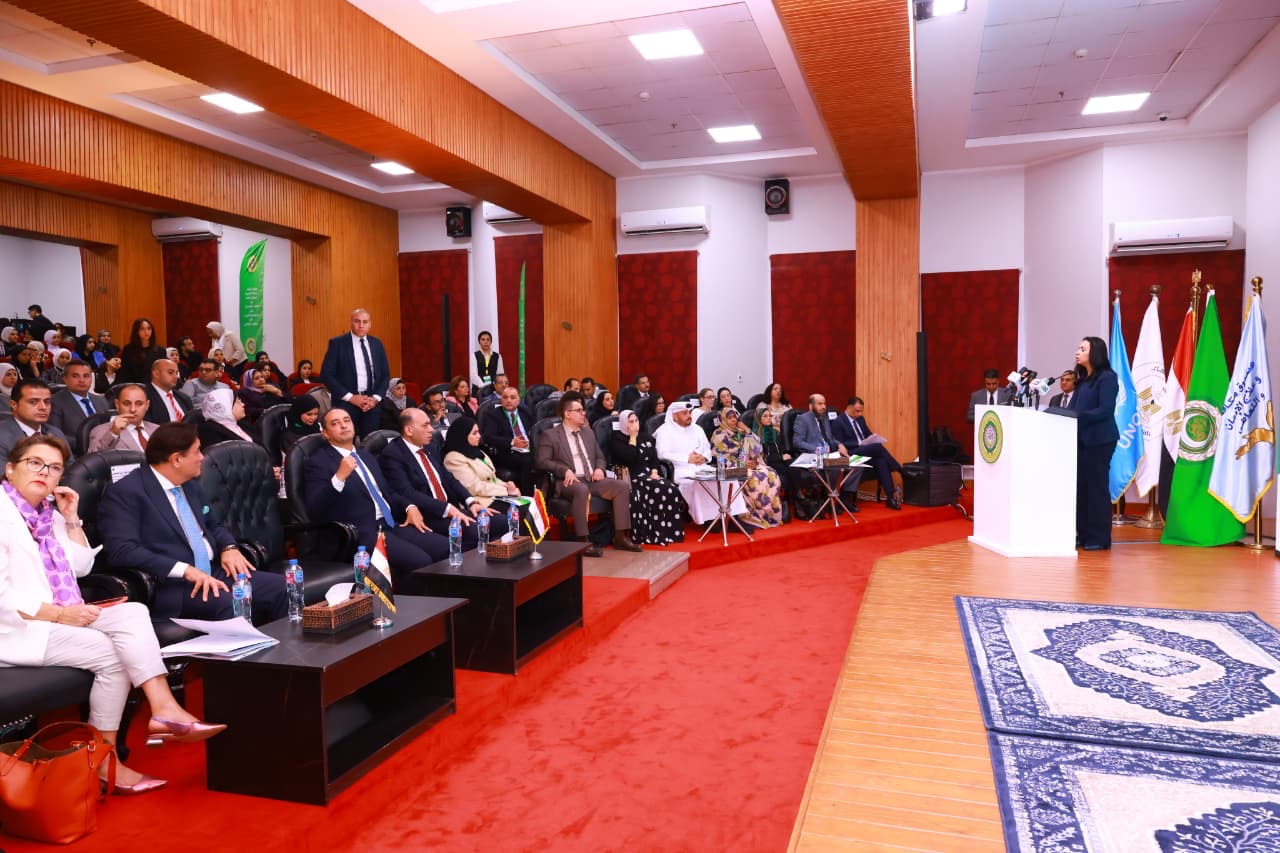 0028d979-f111-4de2-8a25-2e3463b46fd6