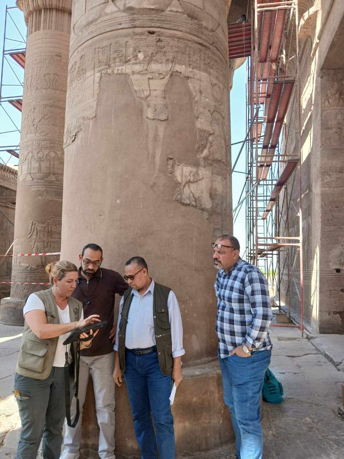 أعمال البعثة الألمانية بمعبد كوم أمبو (2)