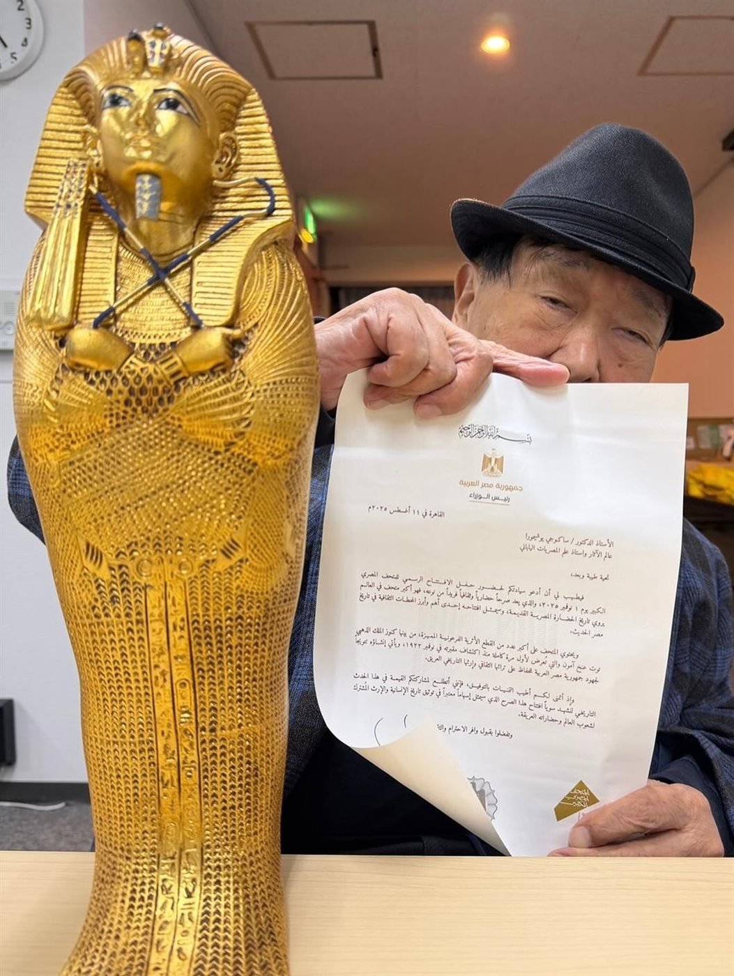 دعوة من ذهب.. عالم آثار يابانى شهير يعلق على المتحف المصرى الكبير (فيديو) -  اليوم السابع