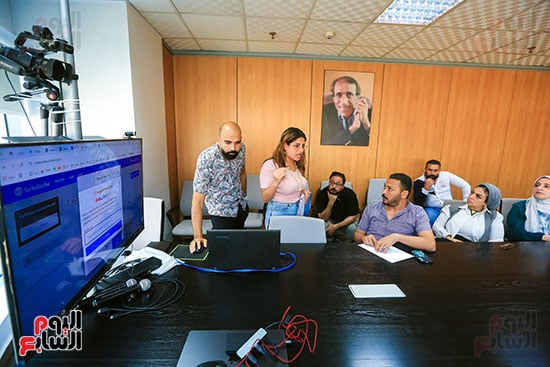 جلسات ورشة تدريب المحررين على استخدام الذكاء الاصطناعي (5)