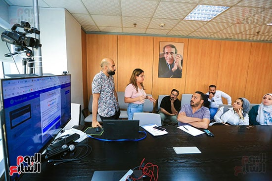 جلسات ورشة تدريب المحررين على استخدام الذكاء الاصطناعي (6)