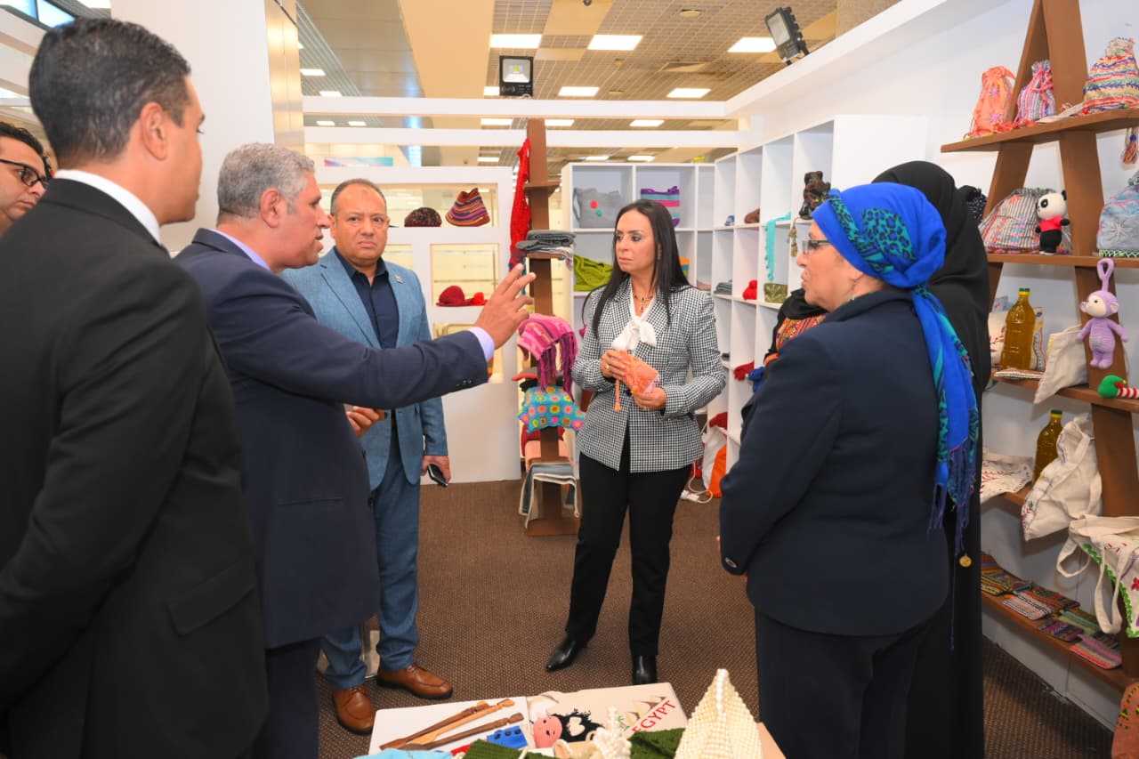 جولة وزيرة التضامن