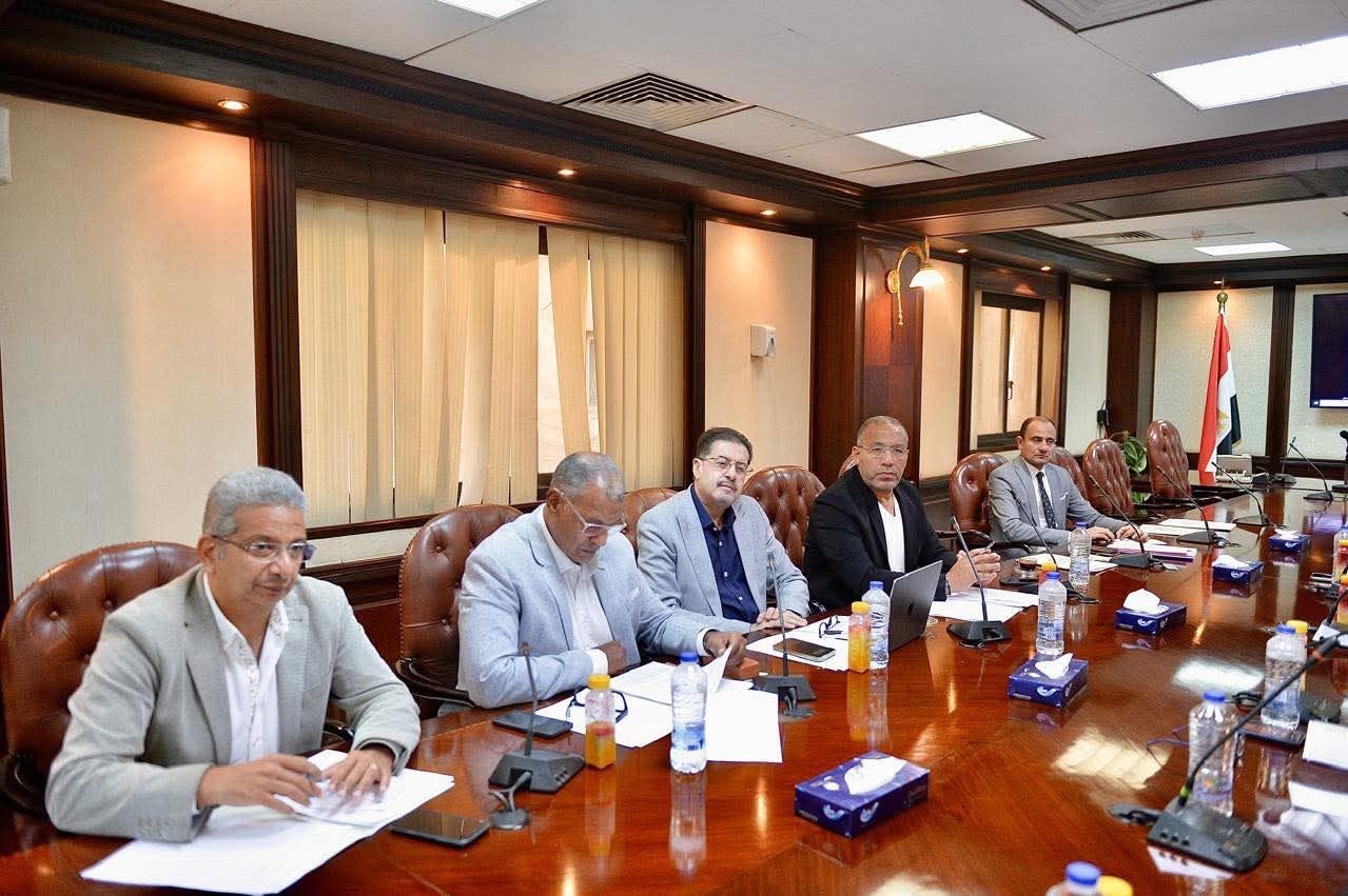 اللجنه الرئيسية لتطوير الاعلام (1)