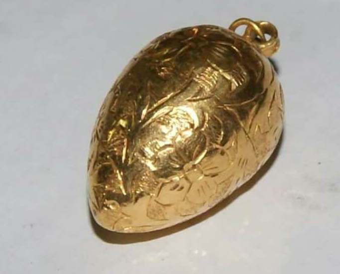 بيضة من الذهب الخالص بمتحف المجوهرات