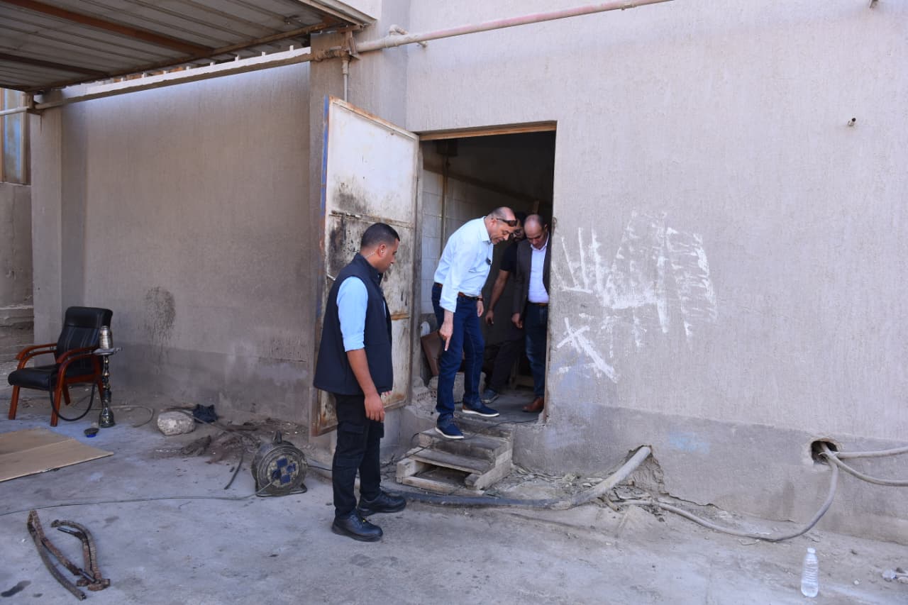 وصول وزير العمل