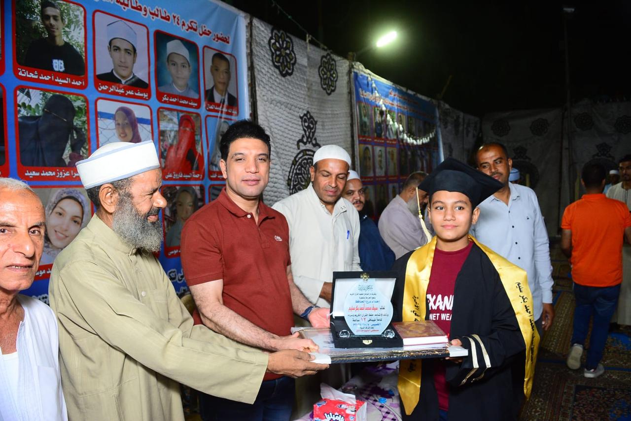 9e8d4b15-c904-45f4-a3f5-eca0e590501e