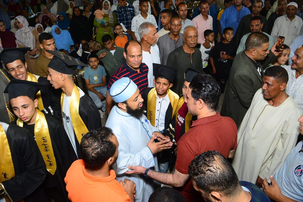 000ee4aa-d38f-4057-928e-189136cd2705