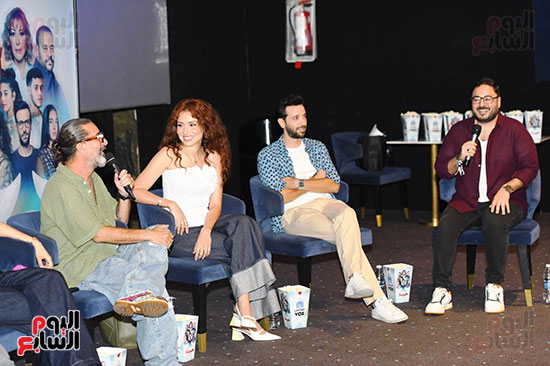 هادى الباجورى وكريم قاسم وجيهان الشماشرجى وعلى الكشوطى هادى الباجورى وكريم قاسم وجيهان الشماشرجى وعلى الكشوطى