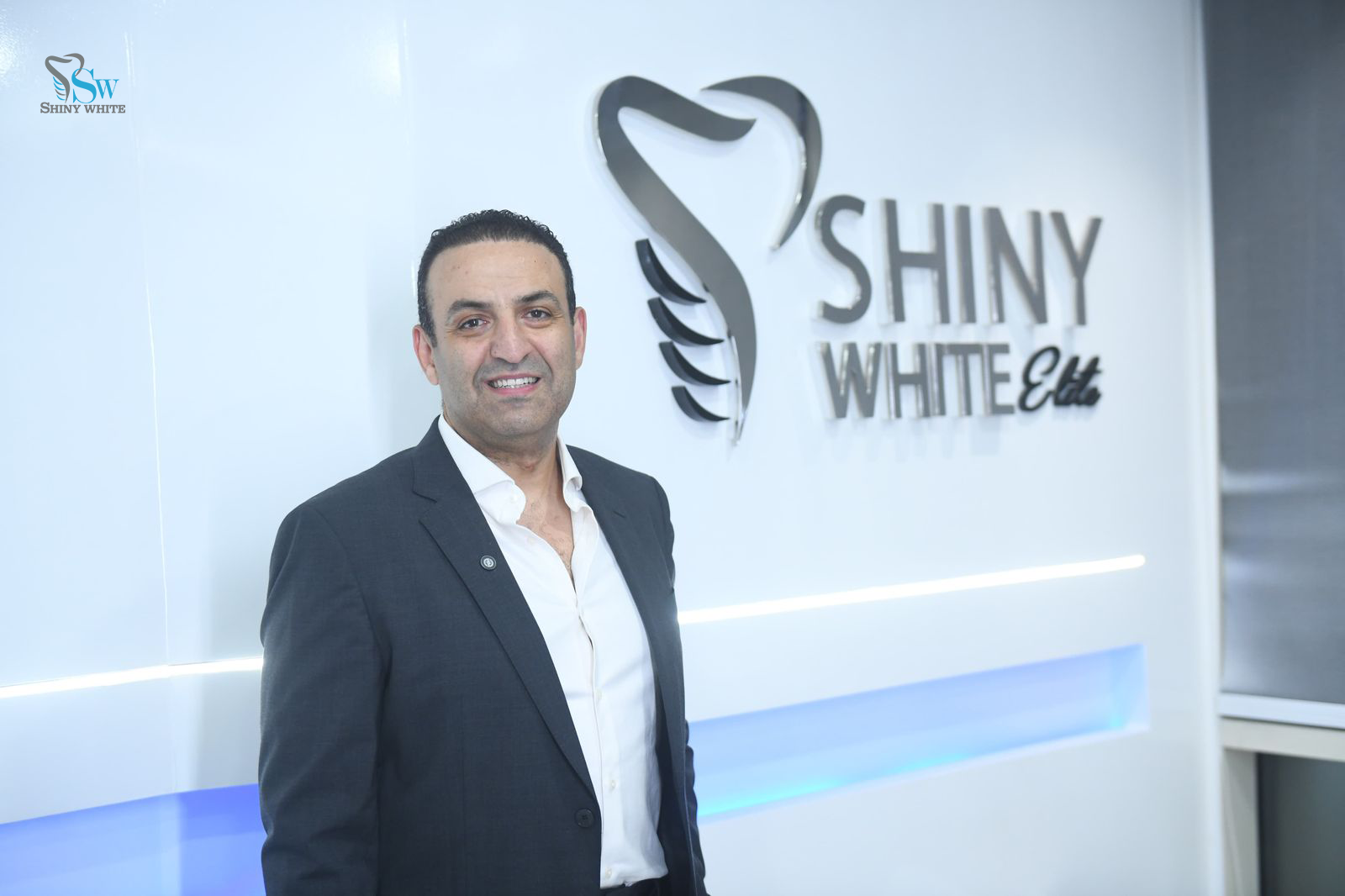دكتور شادي علي حسين المدير التنفيذي لمراكز شايني وايت دكتور شادي علي حسين المدير التنفيذي لمراكز شايني وايت