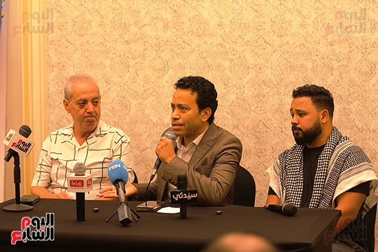 مهرجان الإسكندرية يكرم سامح حسين والمؤلف عبد الرحمن محمد بندوة استنساخ (10)