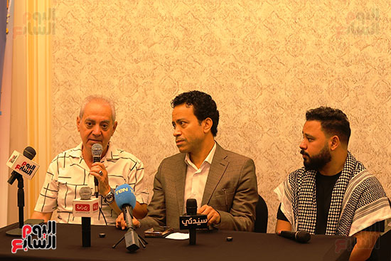 مهرجان الإسكندرية يكرم سامح حسين والمؤلف عبد الرحمن محمد بندوة استنساخ (8)