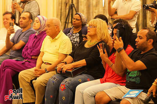 مهرجان الإسكندرية يكرم سامح حسين والمؤلف عبد الرحمن محمد بندوة استنساخ (6)