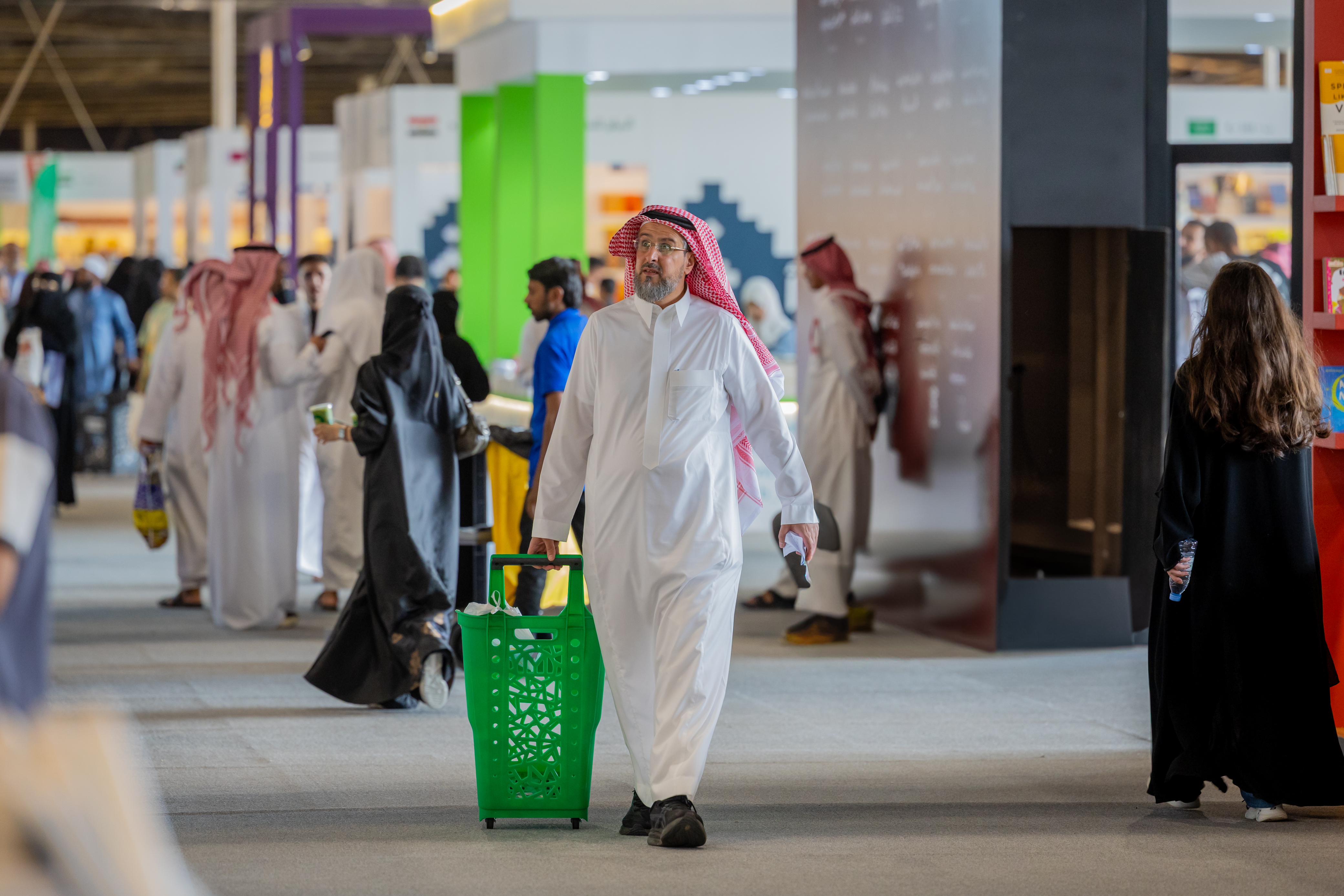  معرض الرياض الدولى للكتاب  (1)