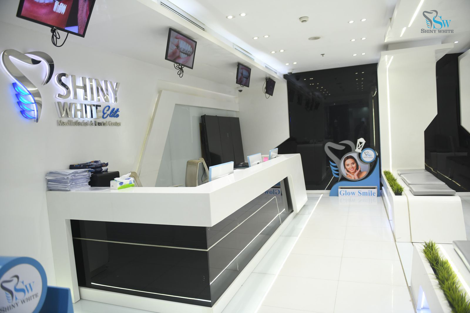 مراكز شايني وايت لزراعة وتجميل الأسنان مراكز شايني وايت لزراعة وتجميل الأسنان