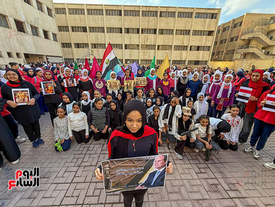احتفالات الطلاب بالمتحف المصرى خلال طابور الصباح (32)