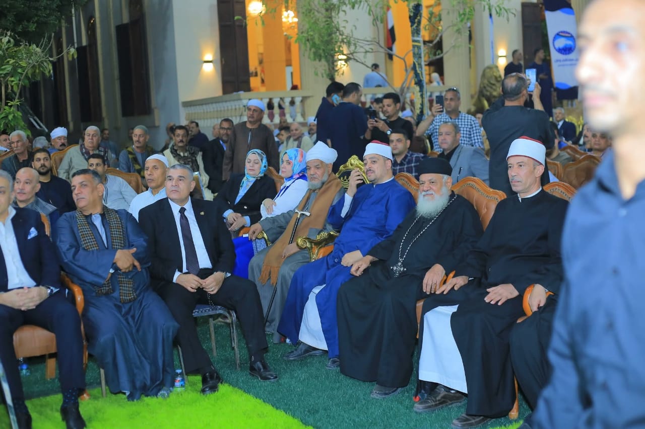 رجال الدين الإسلامى والمسيحى 