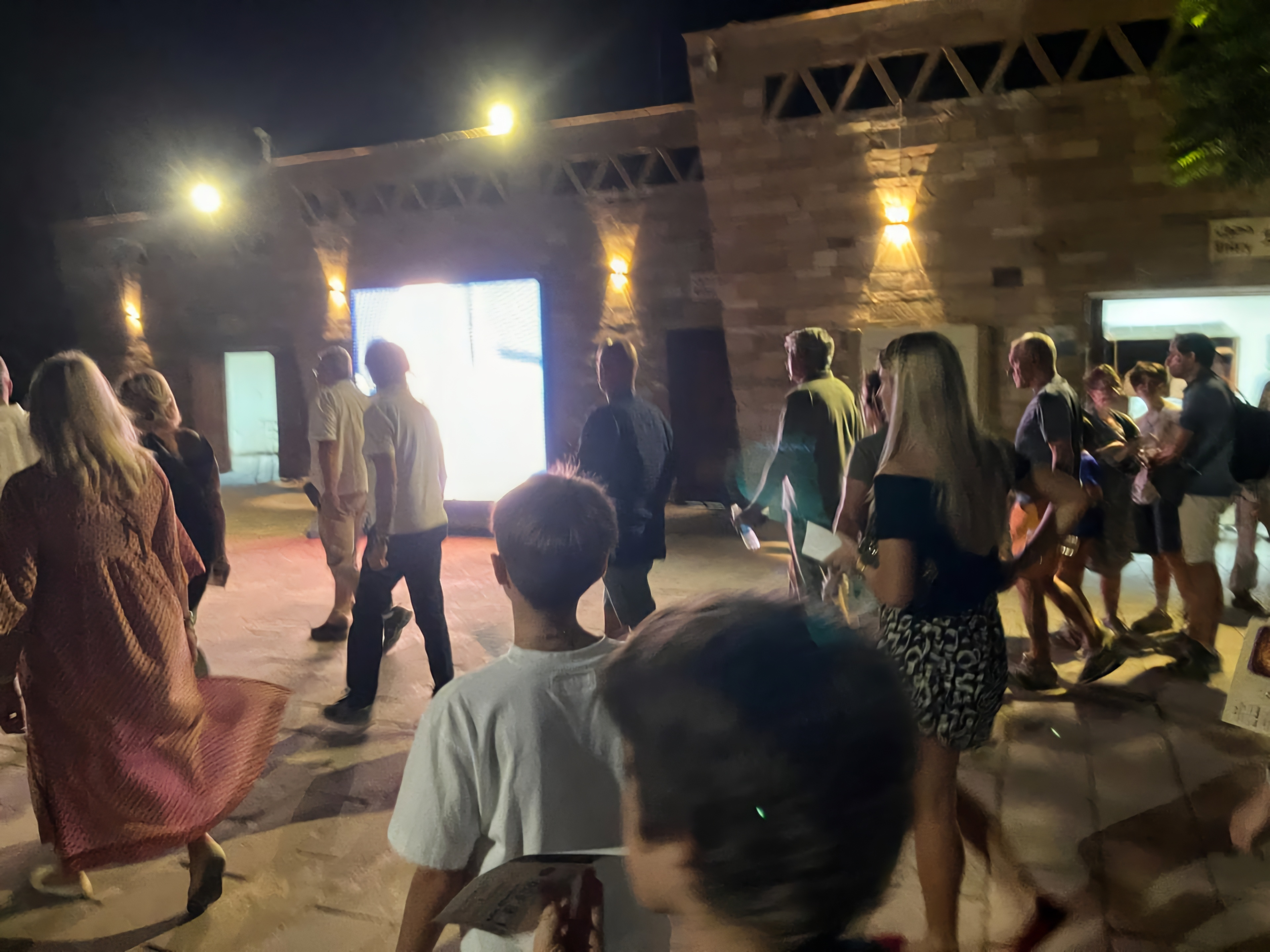 زوار معبد أبوسمبل زوار معبد أبوسمبل