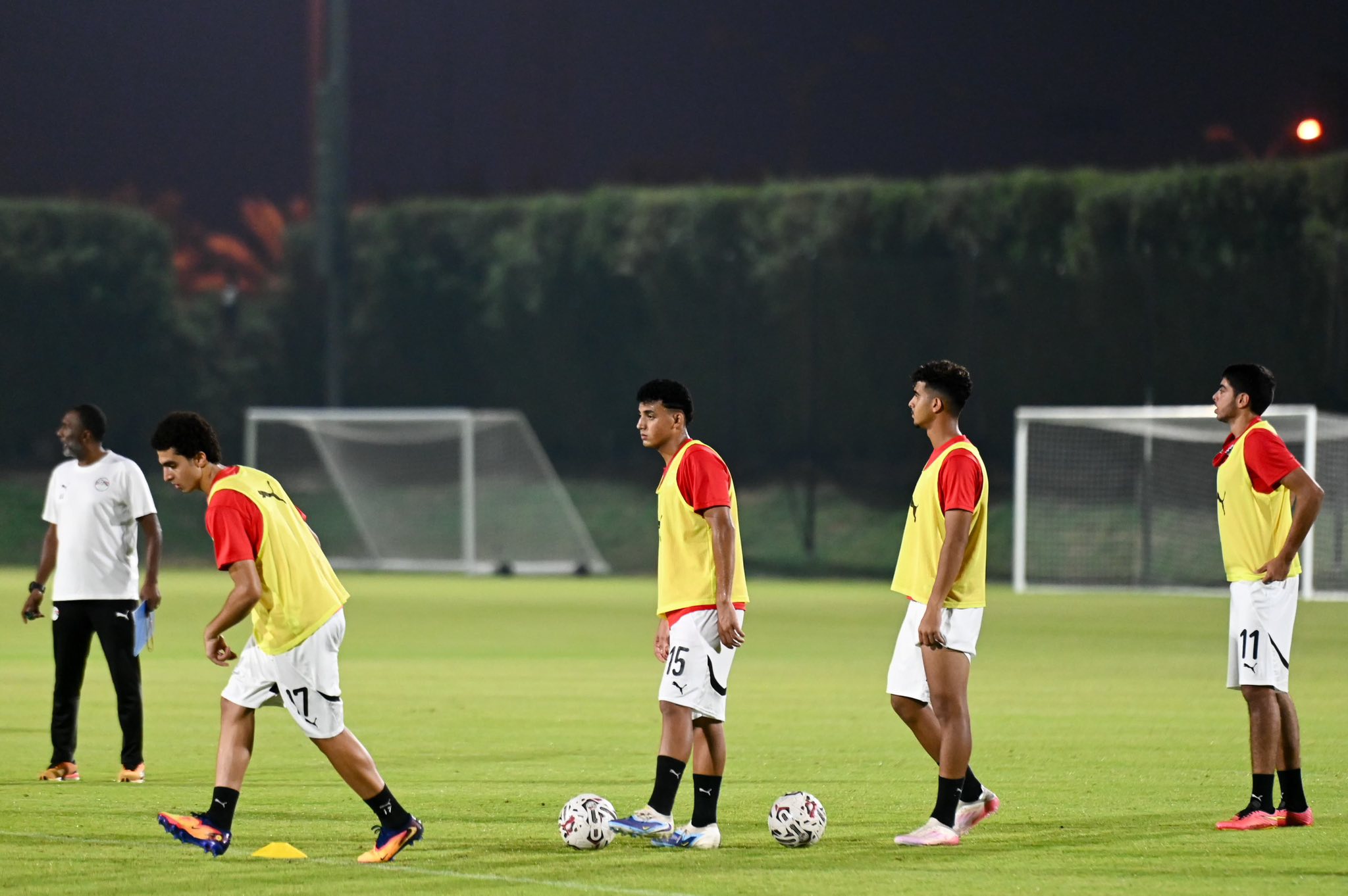 منتخب مصر للناشئين يواصل تدريباته استعدادًا لكأس العالم (3)